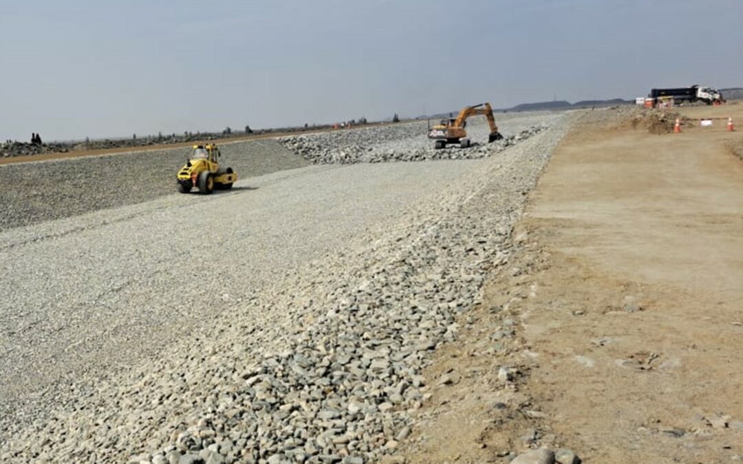 C3 Construcción de Canal Revestido Tramo 3 Sector Oeste, Diques en La Quebrada El León Paquete Q-02